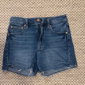 Gap 4” Short High Rise Denim Shorts